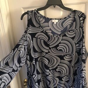 Avenue Womens Cold Shoulder Top Navy / White Sz 30/32